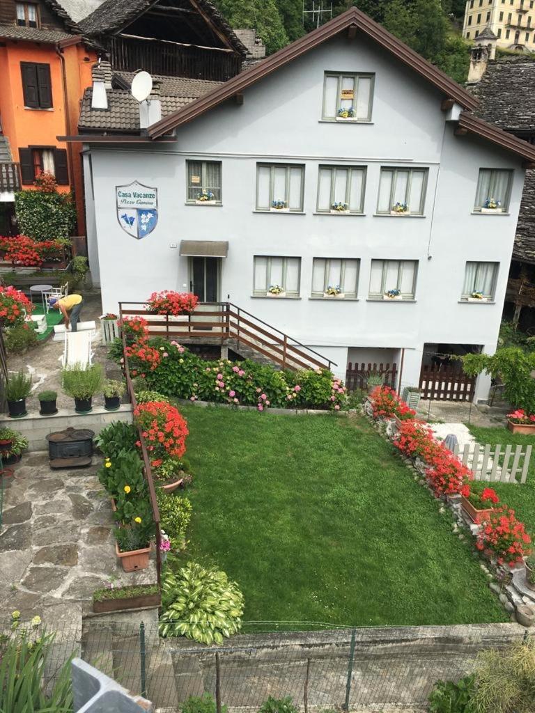 Casa Vacanza Pizzo Camino Calasca-Castiglione Ngoại thất bức ảnh