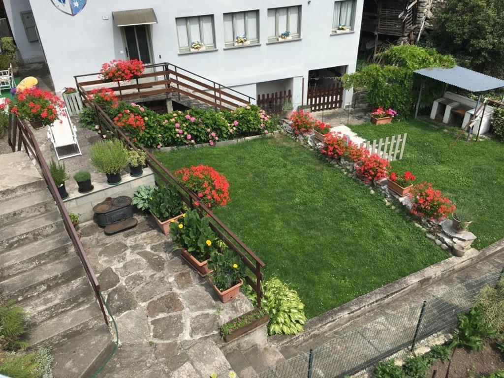 Casa Vacanza Pizzo Camino Calasca-Castiglione Ngoại thất bức ảnh